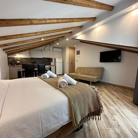 Meteora Sunrise Apartment Калампака Стая снимка