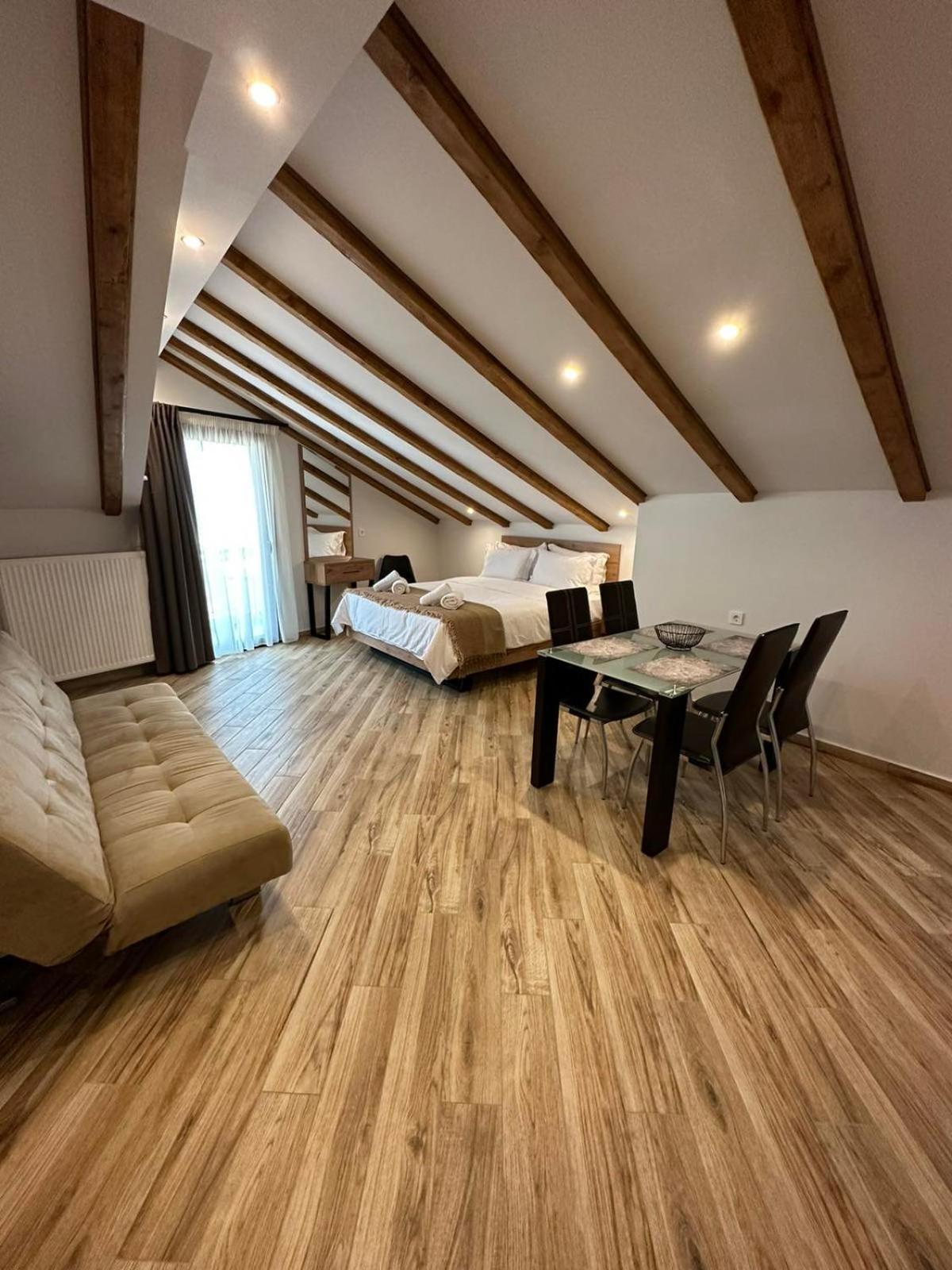 Meteora Sunrise Apartment Калампака Стая снимка
